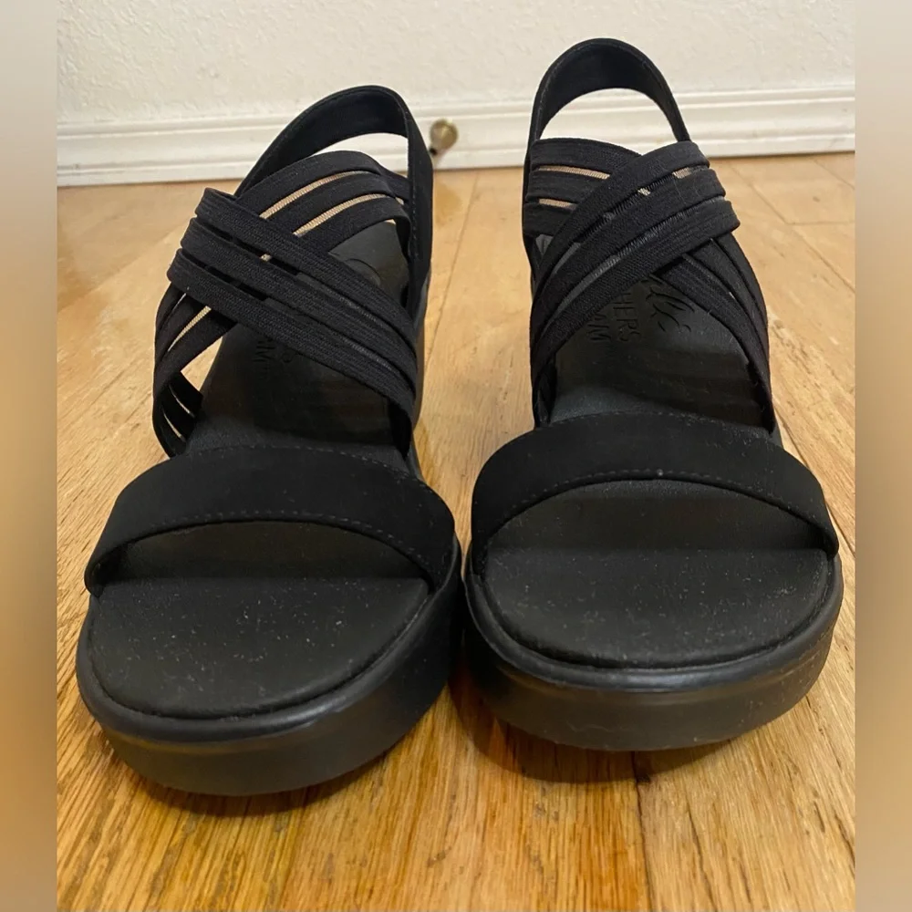 NWOT Skechers Black Wedge Sandals Size 9 - Picture 2 of 7